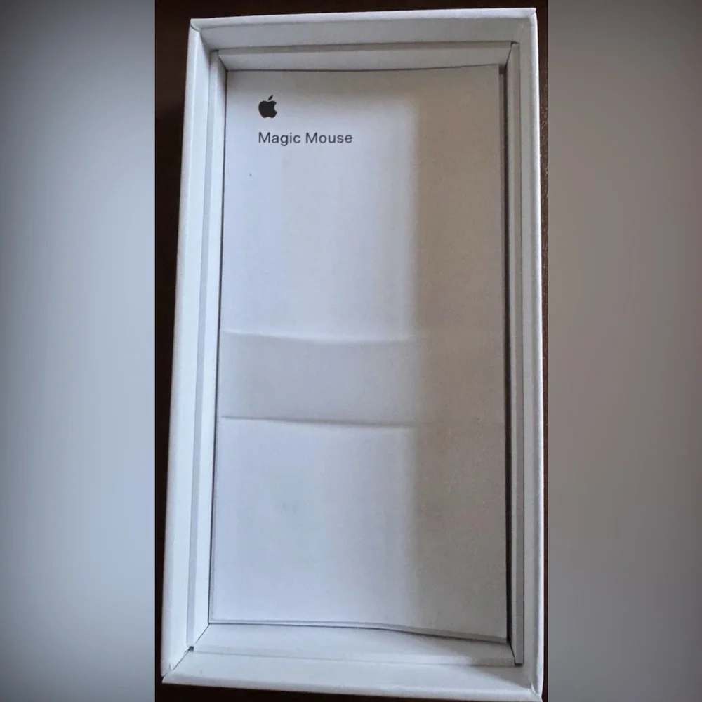 Apple Magic Mouse Box with White Design